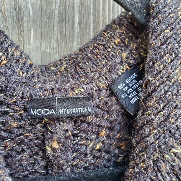 MODA International Brown Open Y2k Duster Sweater - Picture 7 of 7